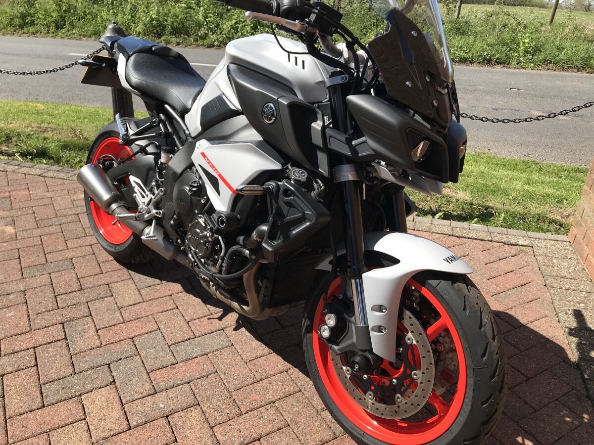 Used Yamaha MT-10 MTN1000 for sale - 78393927: Photo 4