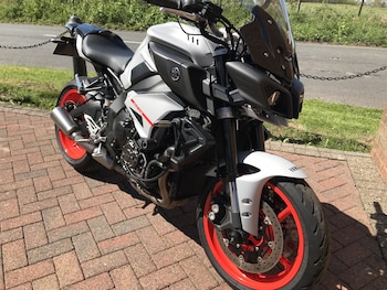 Used Yamaha MT-10 MTN1000 undefined for sale - bike-78393927: Photo