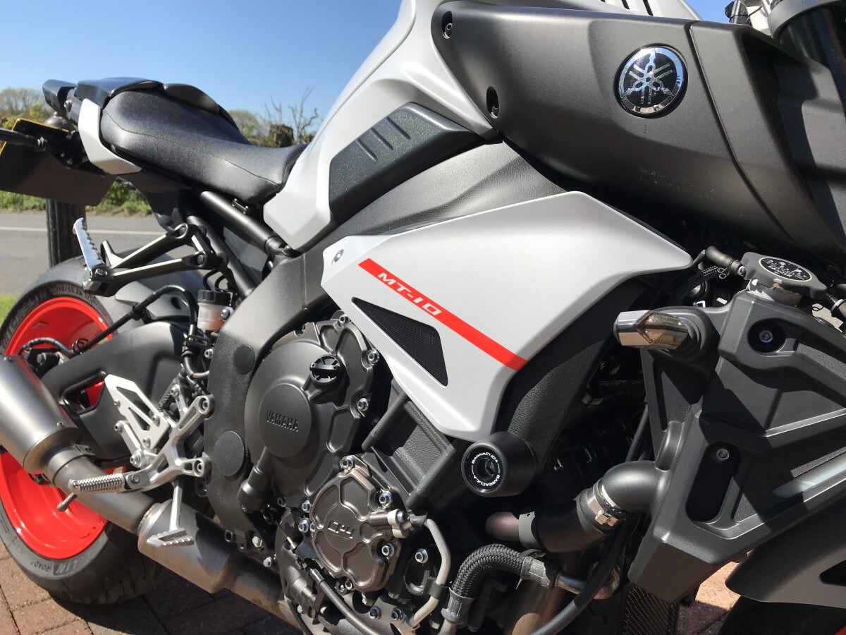 Used Yamaha MT-10 MTN1000 for sale - 78393927: Photo 6