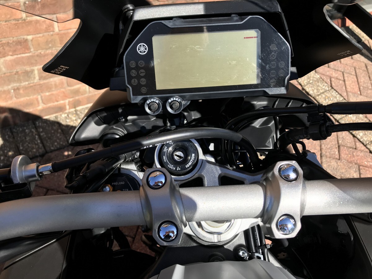 Used Yamaha MT-10 MTN1000 for sale - 78393927: Photo 8