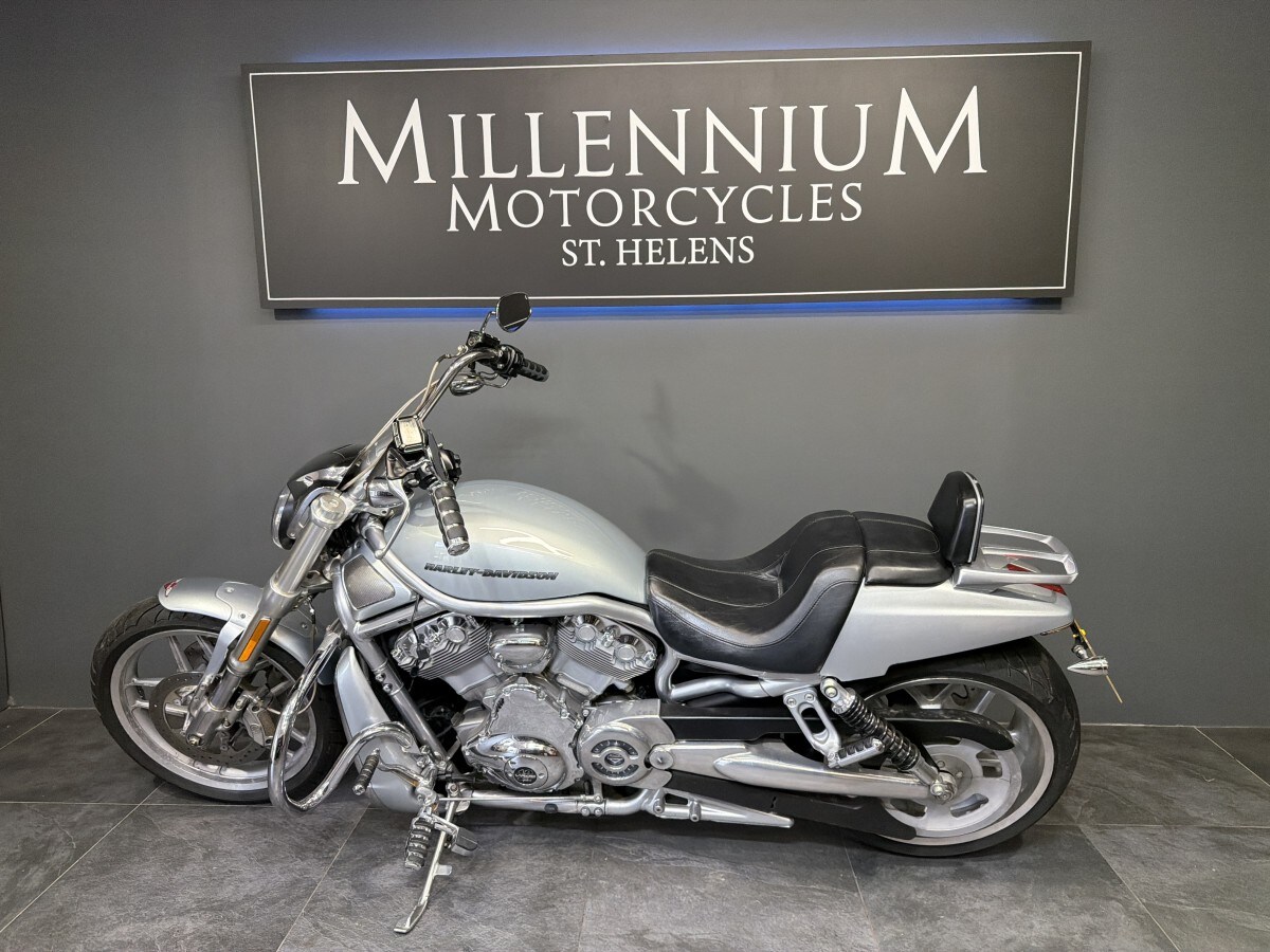 Used Harley-Davidson VRSCDX AN NIGHT ROD 2019 for sale - 78836233: Photo 11
