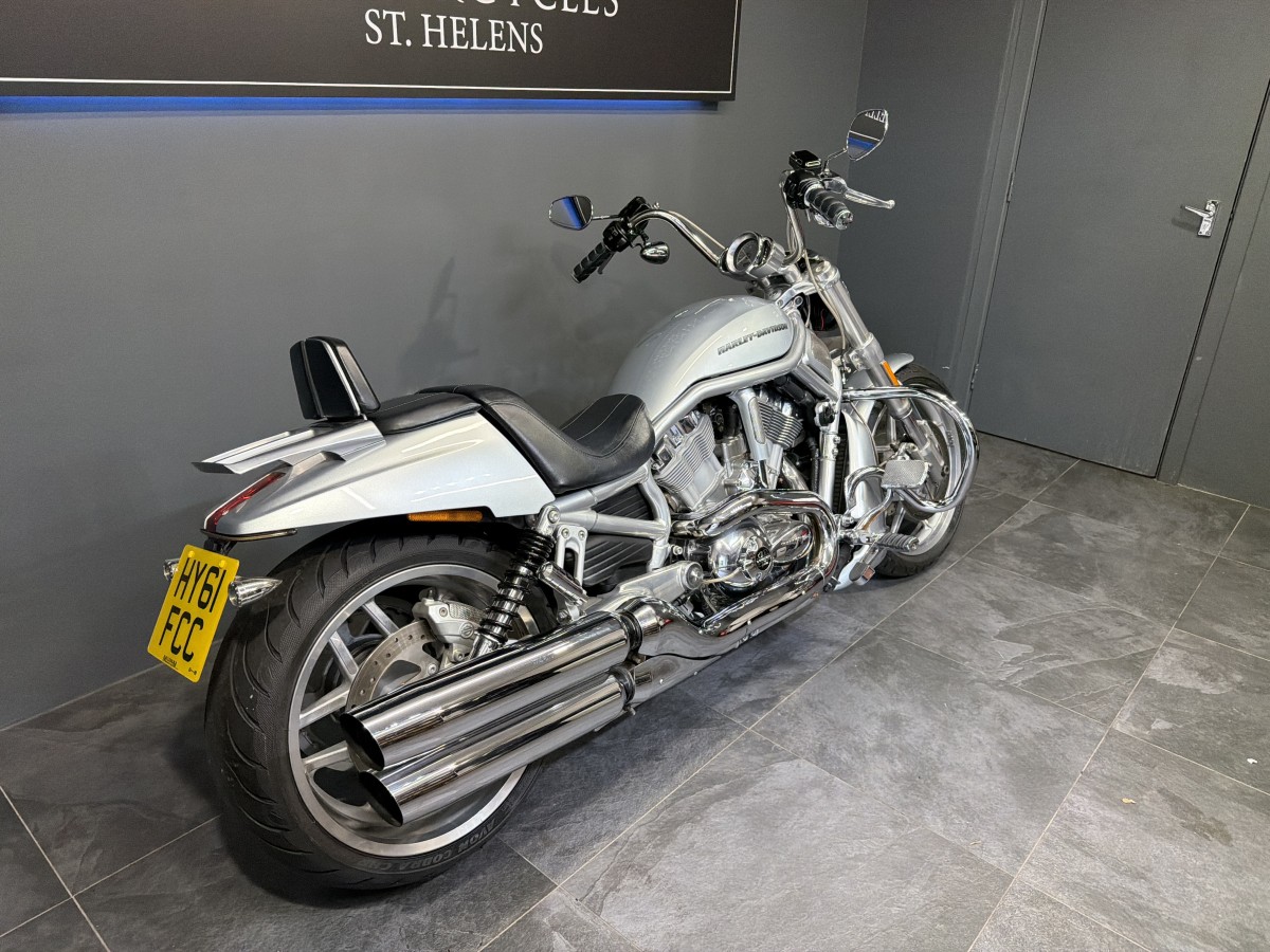 Used Harley-Davidson VRSCDX AN NIGHT ROD 2019 for sale - 78836233: Photo 3