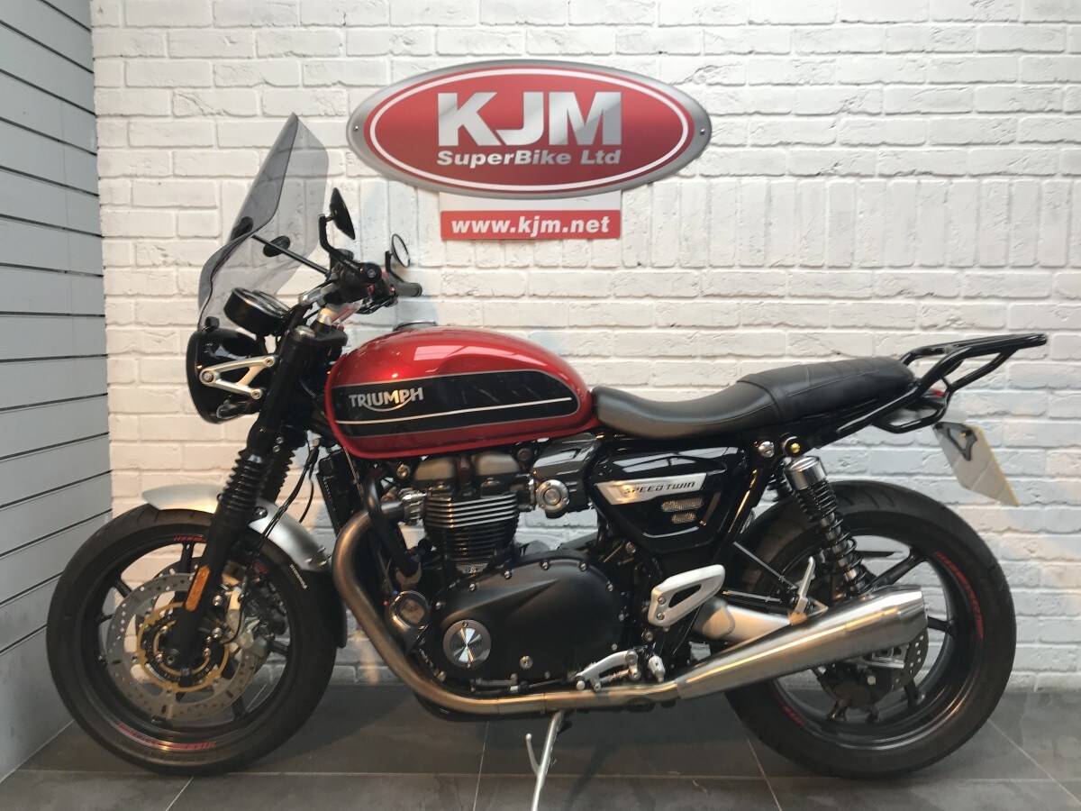 Used Triumph SPEED TWIN 1200 2019 for sale - 78393827: Photo 2
