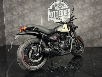 Used Royal Enfield Hunter 350 undefined for sale - bike-78397405: Photo