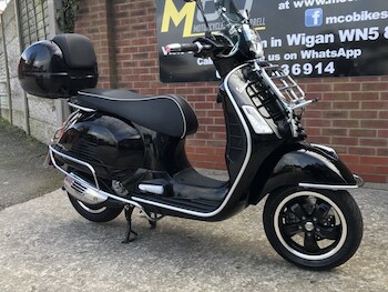 Used Piaggio VESPA GTS 300 SUPER ABS 2022 for sale - bike-78393117: Photo