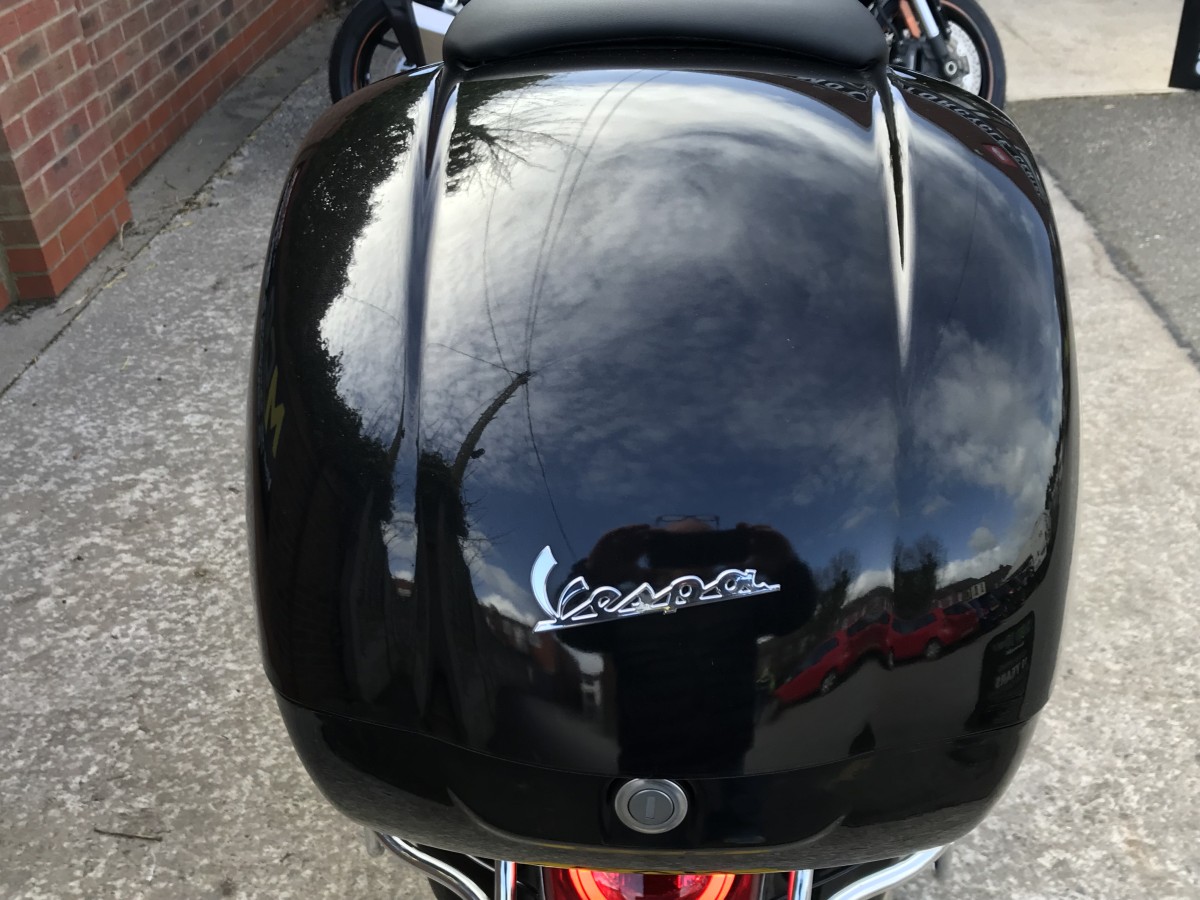 Used Piaggio VESPA GTS 300 SUPER ABS 2022 for sale - 78393117: Photo 6