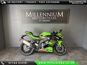 Used Kawasaki ZX 400 SRFNN 2023 for sale - bike-78692126: Photo