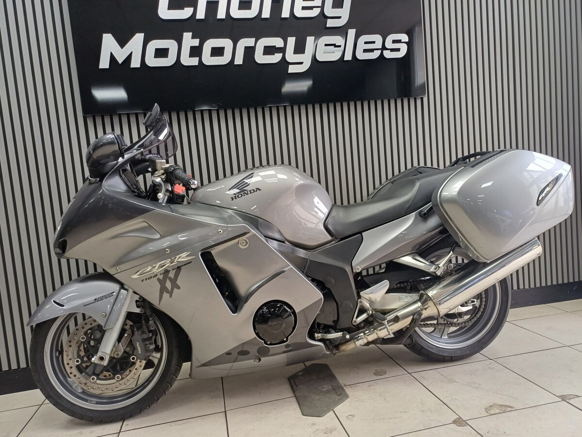 Used Honda CBR1100 BLACKBIRD 2007 for sale - 78470428: Photo 3