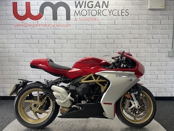 Used MV Agusta SUPERVELOCE 800 2022 for sale - bike-78393295: Photo