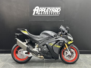 Used Aprilia RSV4 undefined for sale - bike-78395353: Photo