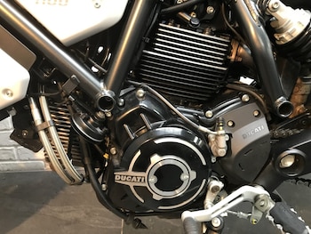 Used Ducati SCRAMBLER 1100 PRO DARK 2022 for sale - bike-78393123: Photo