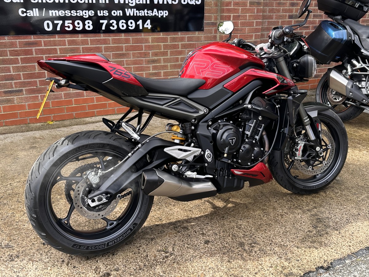 Used Triumph STREET TRIPLE 765 RS 2023 for sale - 78621225: Photo 3