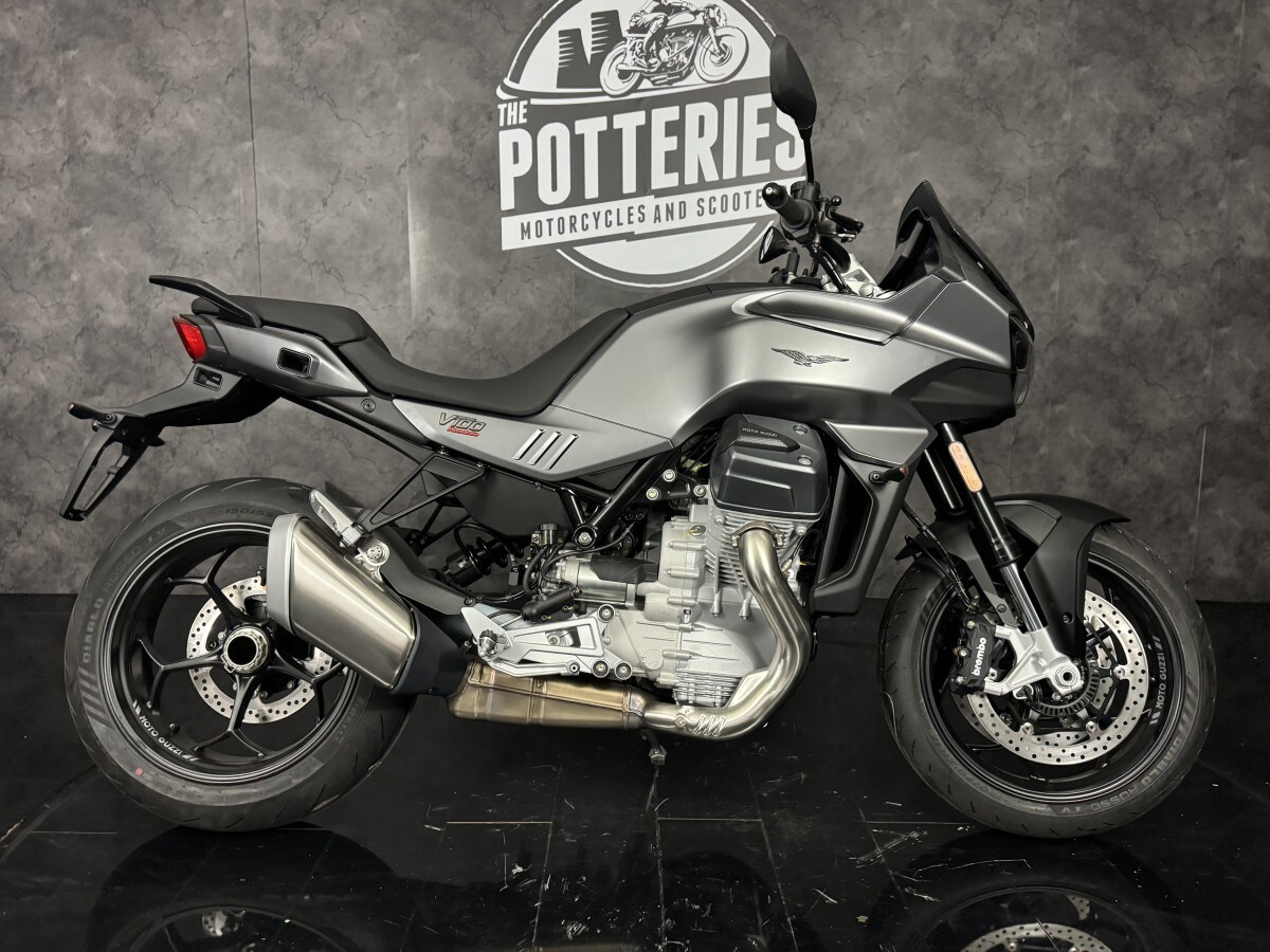 Used Moto Guzzi V100 Mandello for sale - 78396978: Photo 2