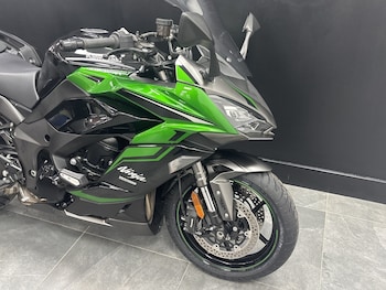 Used Kawasaki NINJA 1000 SX PERFORMANCE TOURER 2024 for sale - bike-78395718: Photo