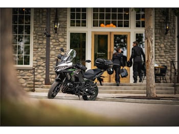 Used Kawasaki Versys 1100 SE undefined for sale - bike-78396277: Photo