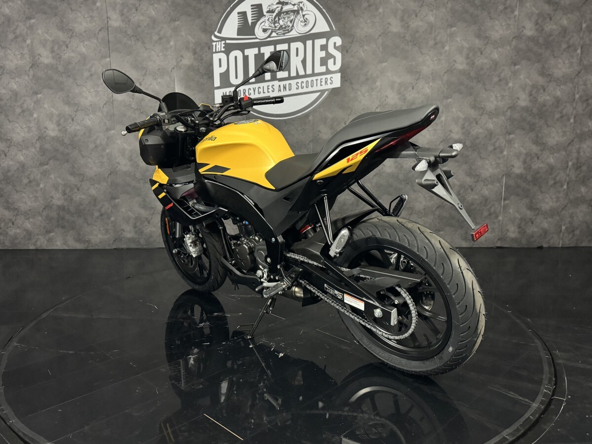 Used Aprilia Tuono 125 for sale - 78397496: Photo 5