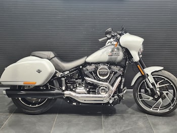 Used Harley-Davidson SPORT GLIDE 1745 24 2024 for sale - bike-78393530: Photo