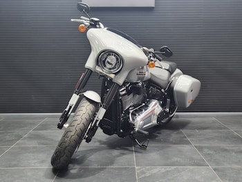 Used Harley-Davidson SPORT GLIDE 1745 24 2024 for sale - bike-78393530: Photo
