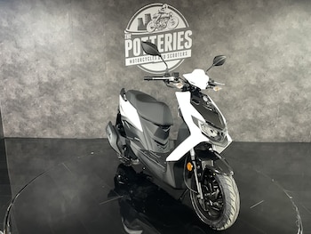 Used SYM JET 4 RX 125 undefined for sale - bike-78397569: Photo