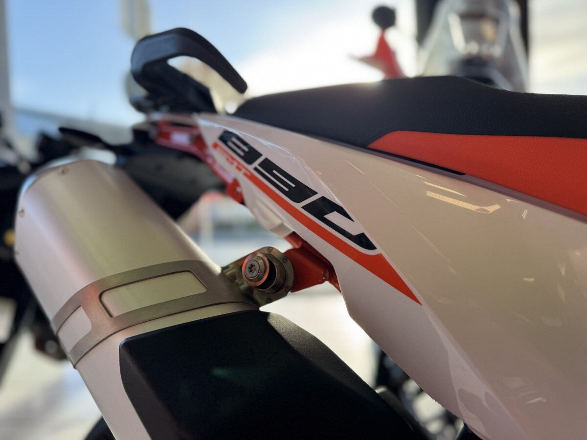 Used KTM 890 SMT for sale - 78396901: Photo 4