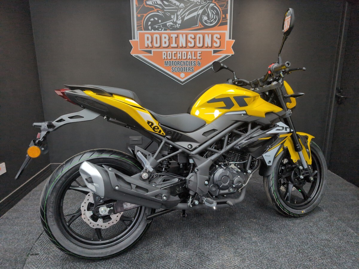 Used Benelli BN 125 for sale - 78394372: Photo 8