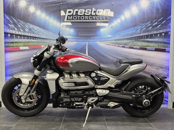 Used Triumph ROCKET 3 R 2022 for sale - bike-79589026: Photo