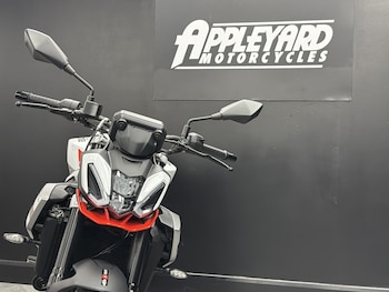 Used Aprilia Tuono 457 2026 for sale - bike-78976596: Photo