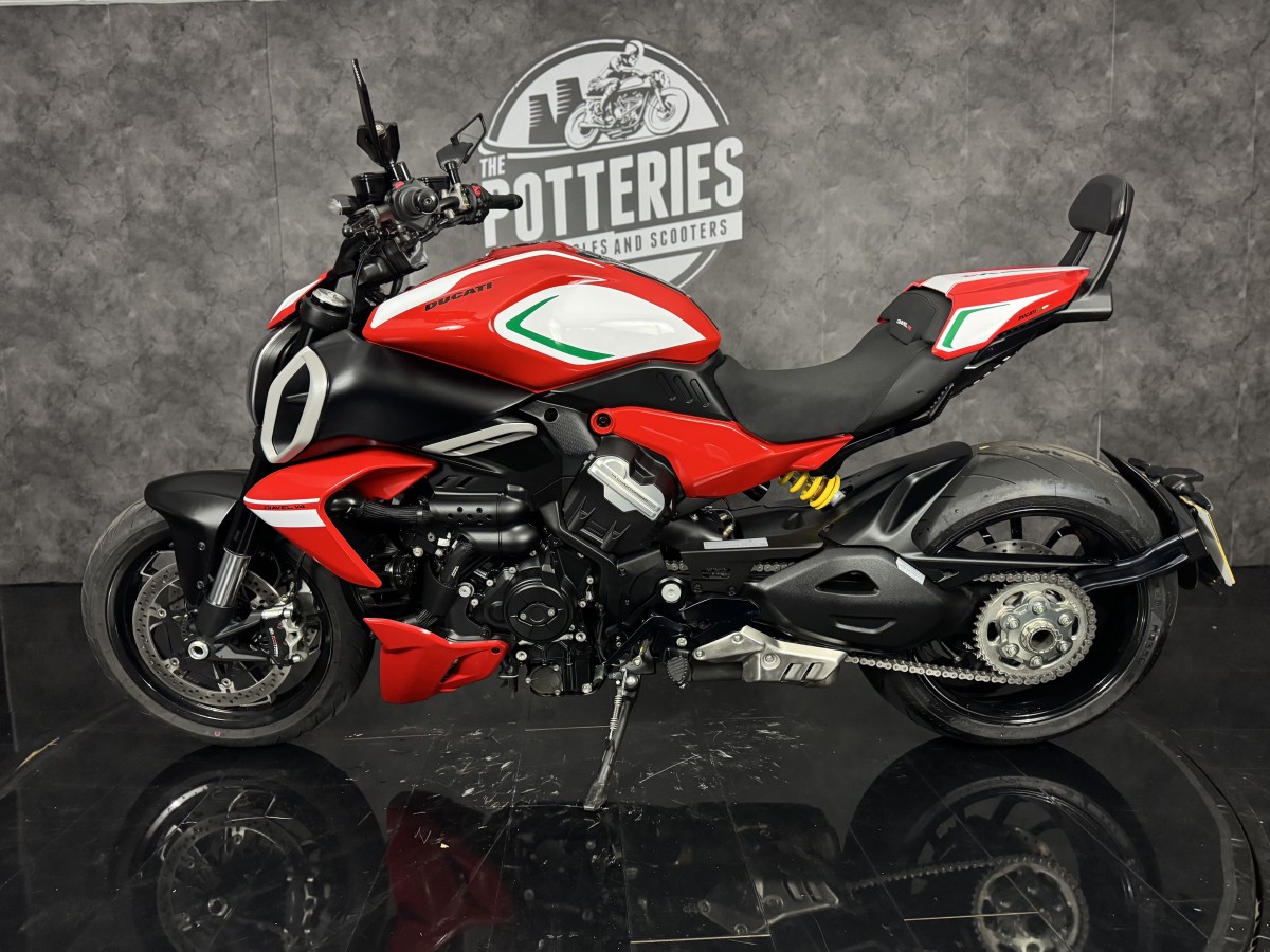 Used Ducati DIAVEL V4 2024 for sale - 78427949: Photo 3