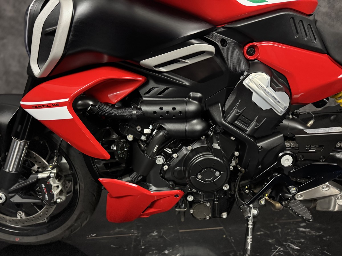 Used Ducati DIAVEL V4 2024 for sale - 78427949: Photo 9