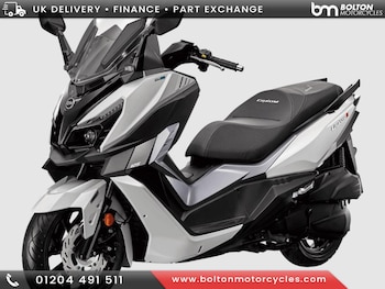 Used SYM CRUISYM 300 undefined for sale - bike-78394615: Photo