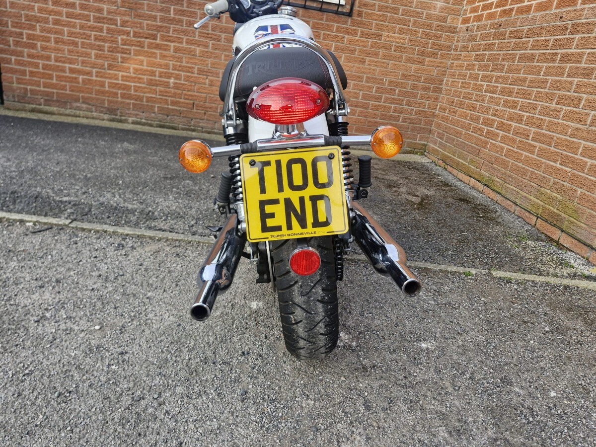 Used Triumph BONNEVILLE T214 2015 for sale - 78393375: Photo 11