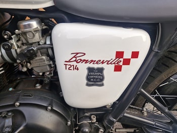 Used Triumph BONNEVILLE T214 2015 for sale - bike-78393375: Photo