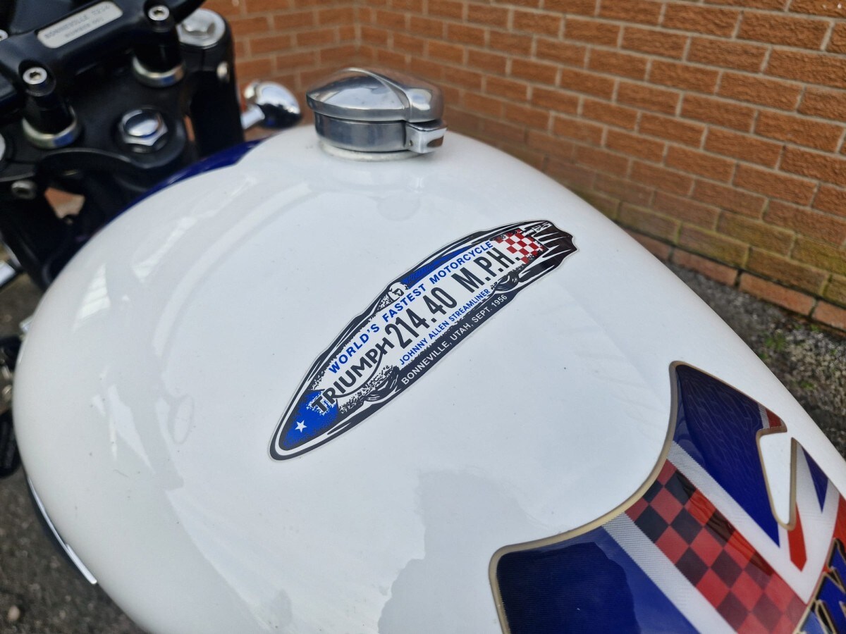 Used Triumph BONNEVILLE T214 2015 for sale - 78393375: Photo 7