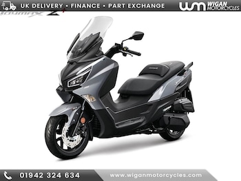 Used SYM JOYMAX Z+ 300cc undefined for sale - bike-78393356: Photo