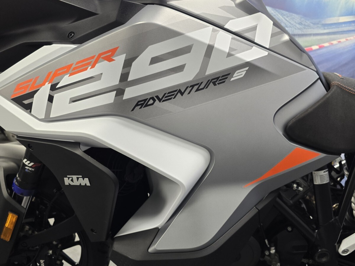 Used KTM 1290 SUPER ADVENTURE S 2023 for sale - 78628904: Photo 12