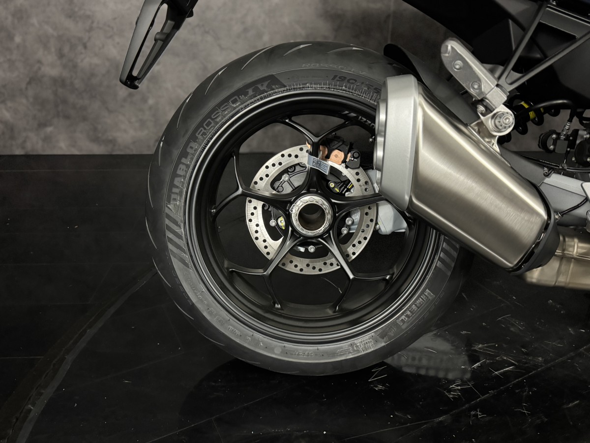 Used Moto Guzzi V100 Mandello 1000 for sale - 78397579: Photo 5