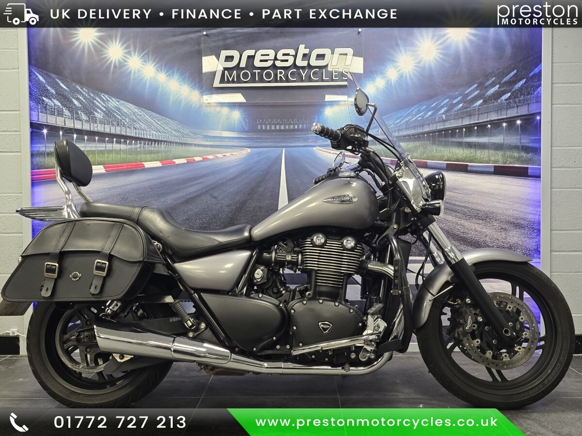 Used Triumph THUNDERBIRD 2017 for sale - 78836326: Photo 1