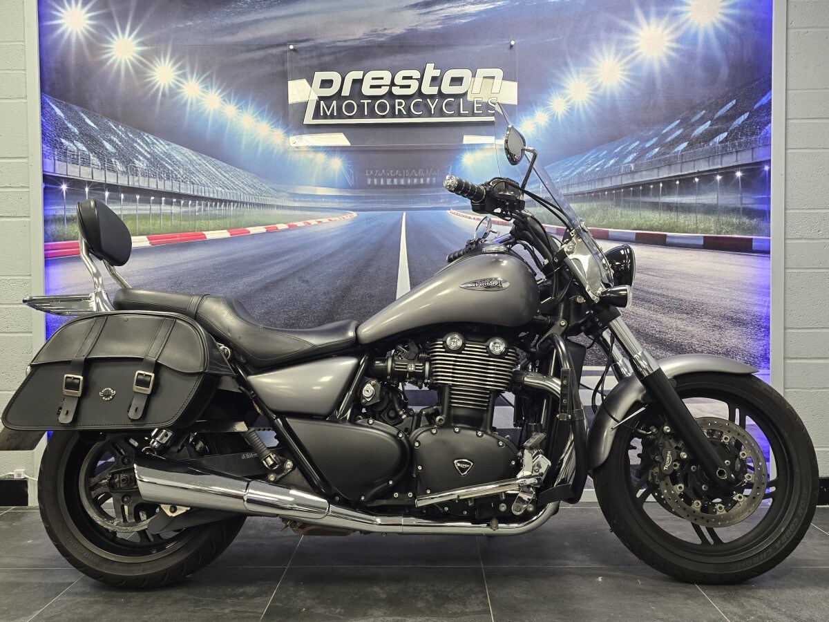 Used Triumph THUNDERBIRD 2017 for sale - 78836326: Photo 16