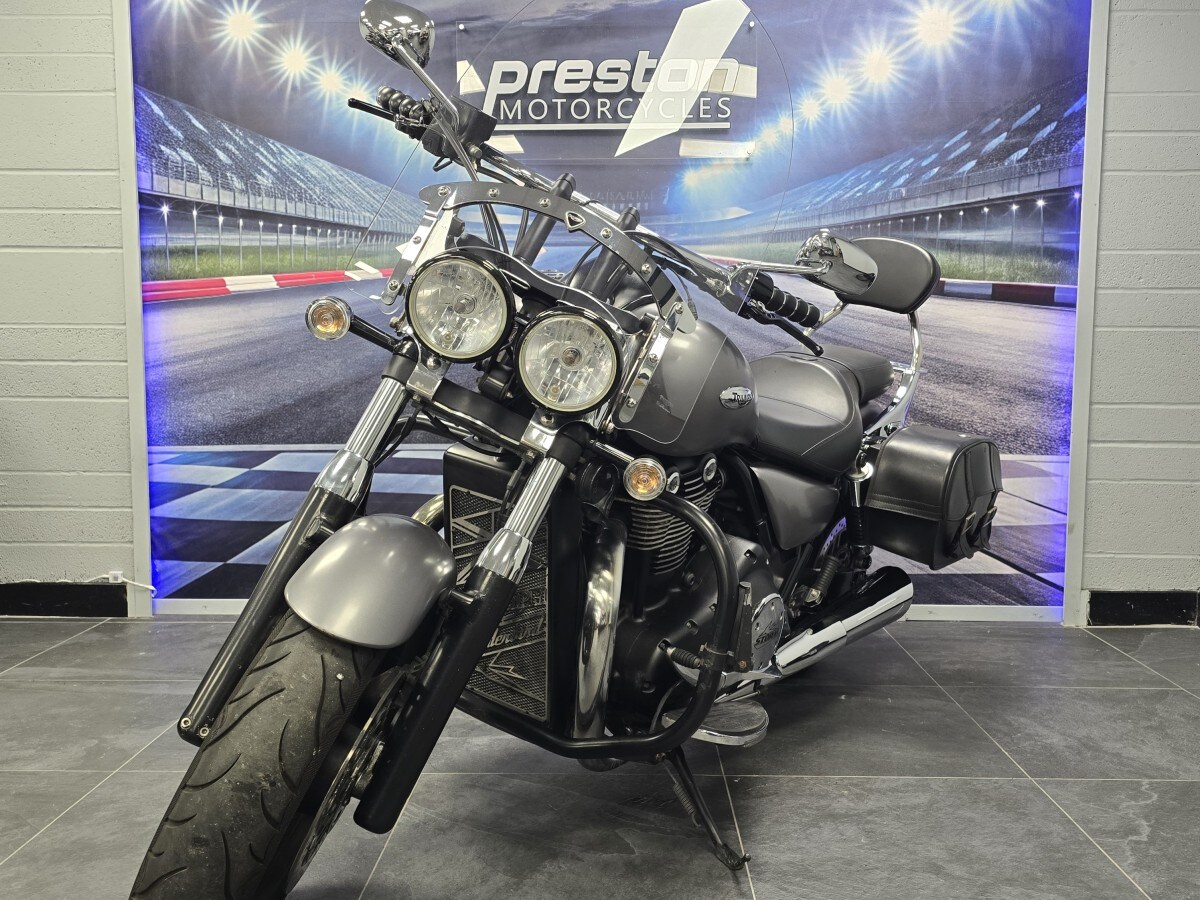 Used Triumph THUNDERBIRD 2017 for sale - 78836326: Photo 3