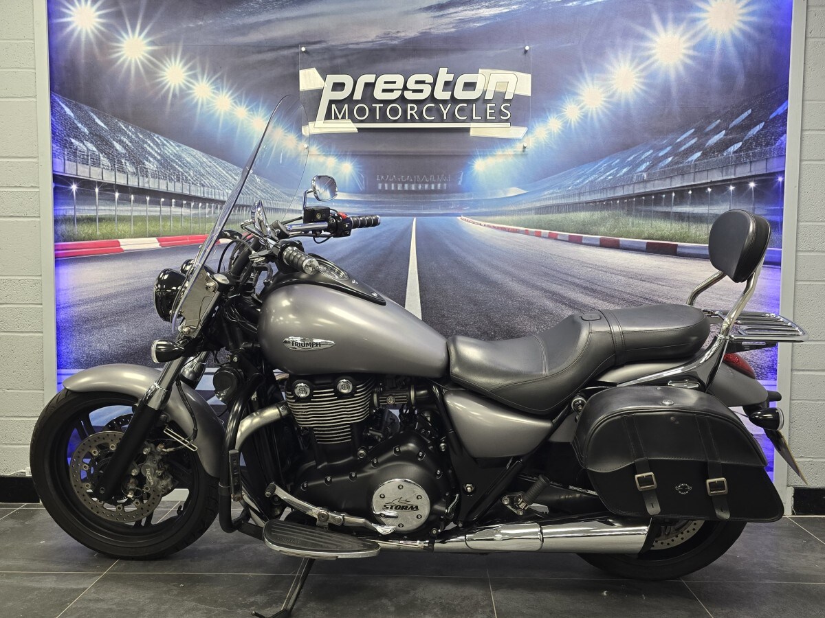 Used Triumph THUNDERBIRD 2017 for sale - 78836326: Photo 4