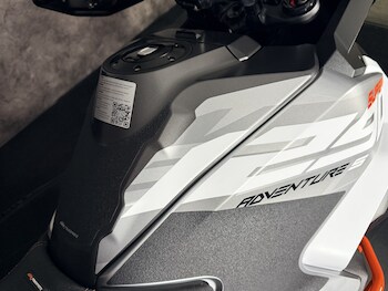 Used KTM 1290 SUPER ADVENTURE S 24 2024 for sale - bike-78836306: Photo