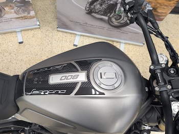 Used Benelli LEONCINO 800 E5 2024 for sale - bike-78393279: Photo