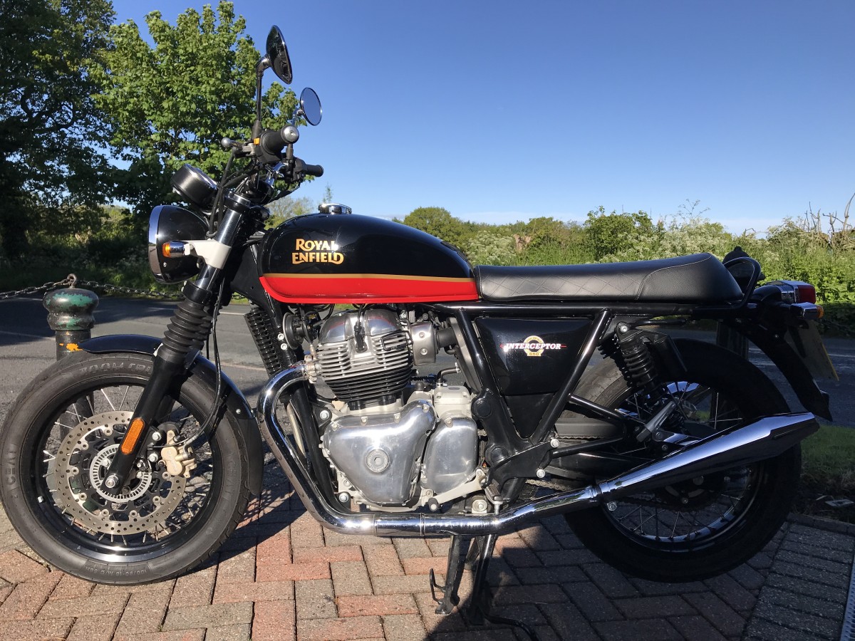 Used Royal Enfield INTERCEPTOR 650 2023 for sale - 78584671: Photo 2