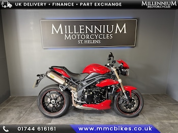 Used Triumph SPEED TRIPLE 1050 AB 2015 for sale - bike-78605462: Photo