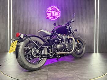 Used Triumph BONNEVILLE BOBBER 2023 for sale - bike-79773680: Photo