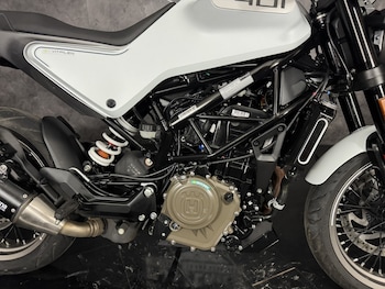 Used Husqvarna VITPILEN 401 2023 2026 for sale - bike-78510368: Photo