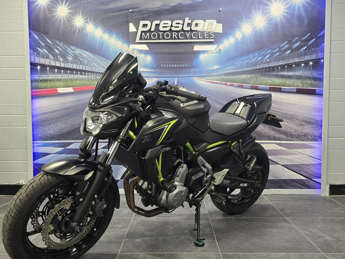 Used Kawasaki Z650 2018 for sale - 78489435: Photo 3