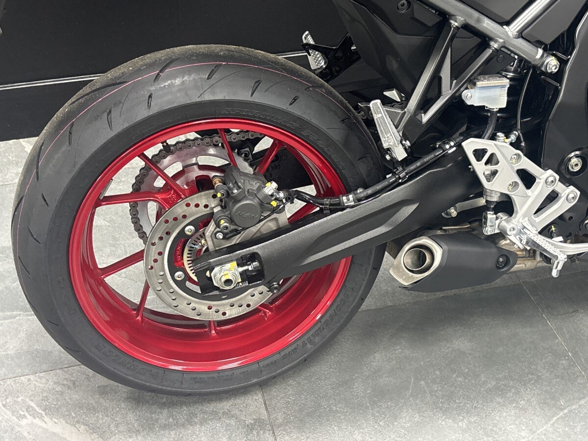 Used Suzuki GSX-8R for sale - 78909951: Photo 6