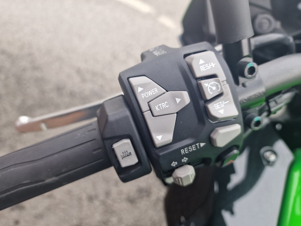 Used Kawasaki Versys 1000 Tourer KLZ 1000 CNSNN 2022 for sale - 78394942: Photo 17