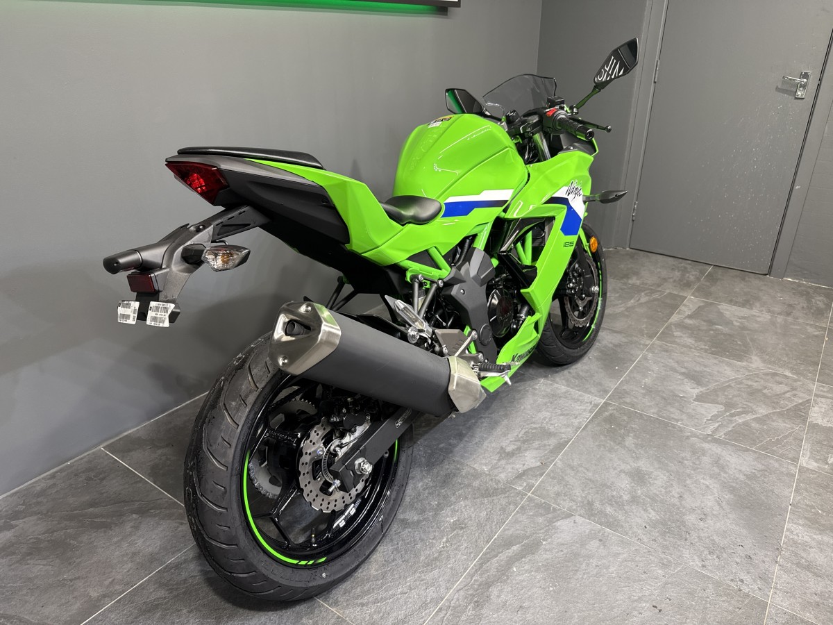 Used Kawasaki Ninja 125 BX125CTFAN (GN1/GY1) for sale - 78394241: Photo 3